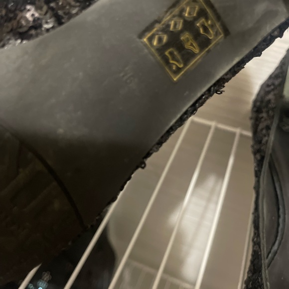 Shoes - Picture 2 of 2